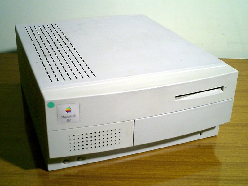 File:Macintosh IIvi (photo).jpg