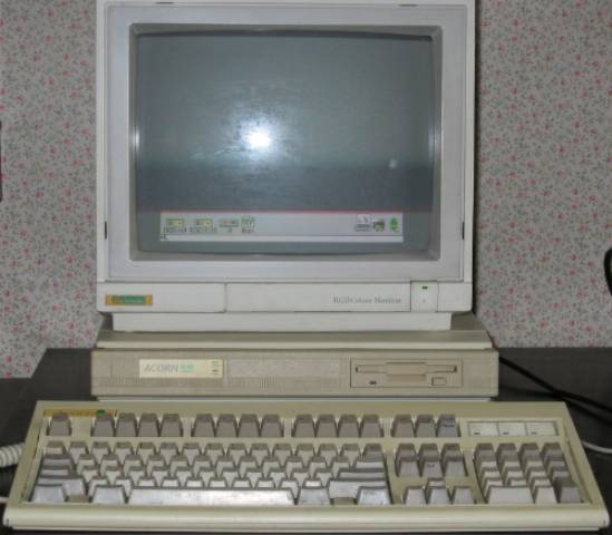 File:Acorn R140.jpg