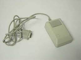 Apple Mouse (IIe).jpg