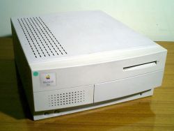 Macintosh IIvi (photo).jpg