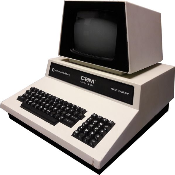 File:Commodore PET 4032 Side.jpg