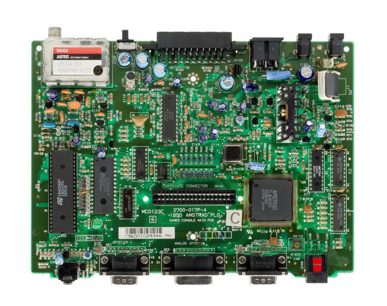 File:Amstrad GX4000 main board.jpg
