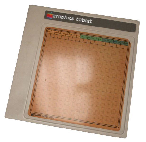 File:Apple Graphics Tablet (Apple II).jpg