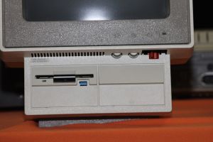 IBM PS-2 Model 25 (photo).jpg