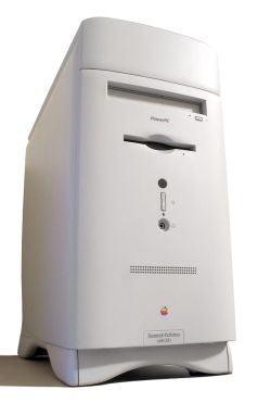 Macintosh Performa 6400.jpg