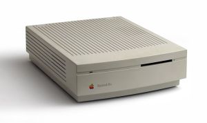 Macintosh IIsi (photo).jpg