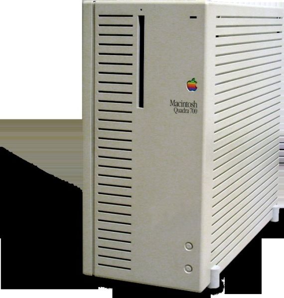 File:Macintosh Quadra 700 (photo).jpg