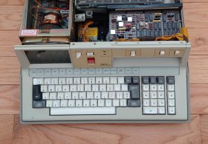 IBM 5100 overhead view.jpg