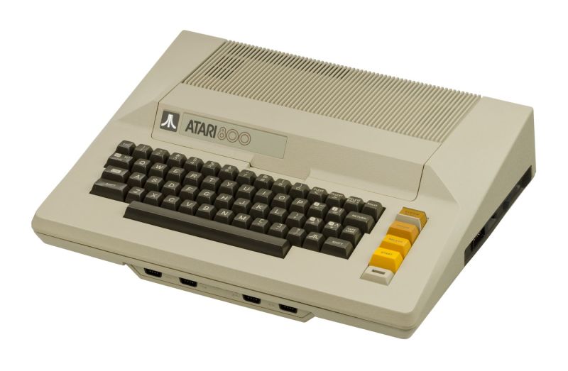 File:Atari 800 (photo).jpg