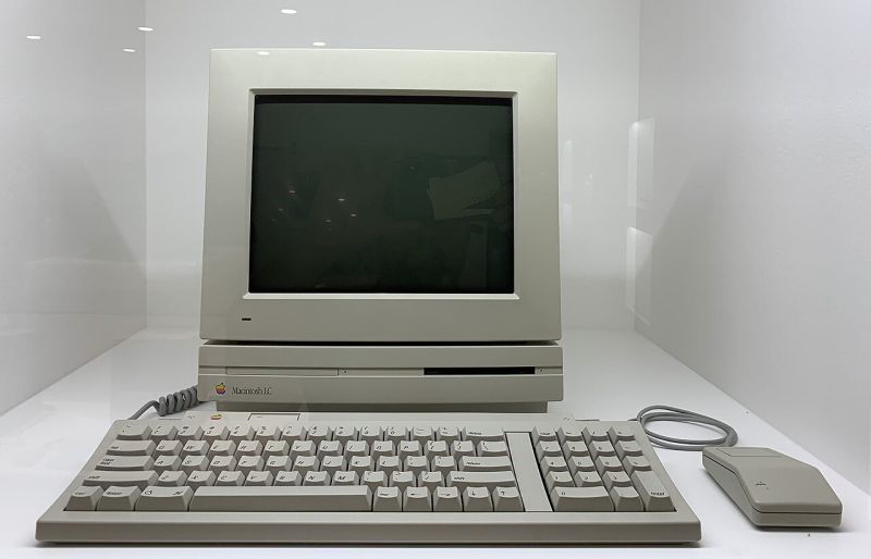 File:Macintosh LC (photo).jpg
