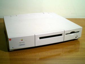 Macintosh Centris 610 (photo).jpg