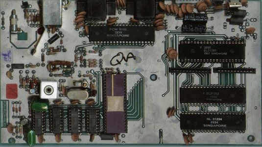 The main board (Incog88, CC BY-SA 3.0)