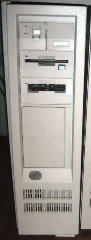 IBM PS-2 Model 60 (photo).jpg