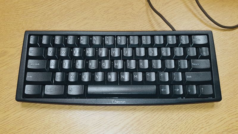 File:Apple Newton Keyboard.jpg