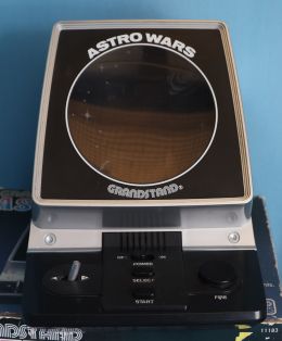 Astro wars front view