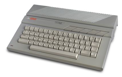 Atari 130XE front view