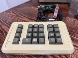 Apple Numeric Keypad II.jpg