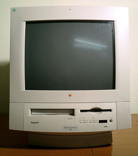 File:Macintosh Performa 5200CD (photo).jpg